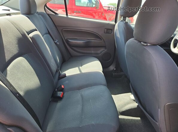 ML32F3FJ5JHF14394 2018 MITSUBISHI MIRAGE Silver Vista de los asientos traseros