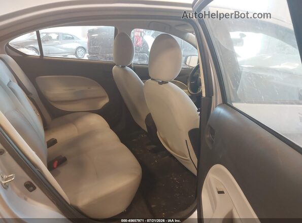 ML32F3FJ5KHF06684 2019 MITSUBISHI MIRAGE G4 Silver VIN կոդի պիտակի տեսք