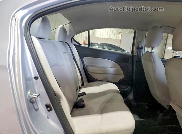 ML32F3FJ9HHF08754 2017 MITSUBISHI MIRAGE Silver უკანა სავარძლების ხედი