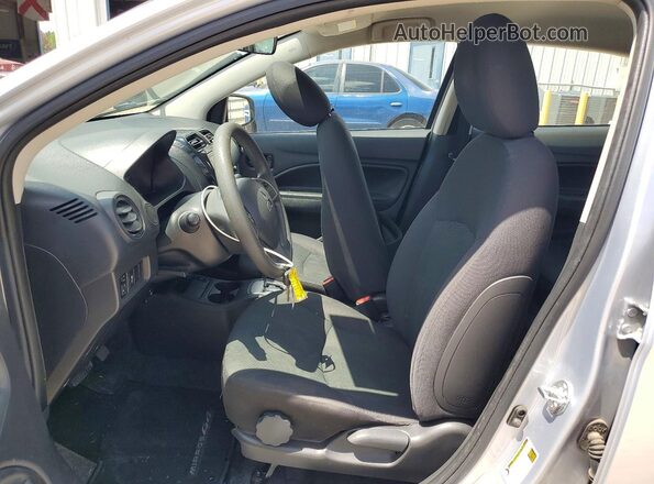 ML32F3FJXLHF00820 2020 MITSUBISHI MIRAGE Silver Widok wnętrza z przodu