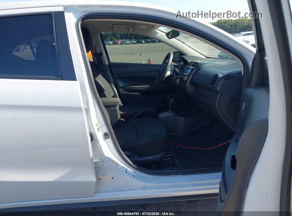 ML32FUFJ2RHF01426 2024 MITSUBISHI MIRAGE G4 White Widok wnętrza z przodu