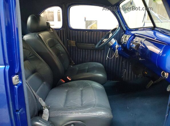 NH009950 1940 FORD UK Blue Rear seats view