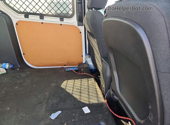 NM0LS7F74J1371904 2018 FORD TRANSIT White Widok tylnych siedzeń