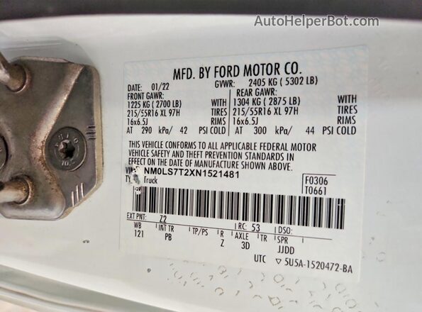 NM0LS7T2XN1521481 2022 FORD TRANSIT White Vista del compartimento del motor
