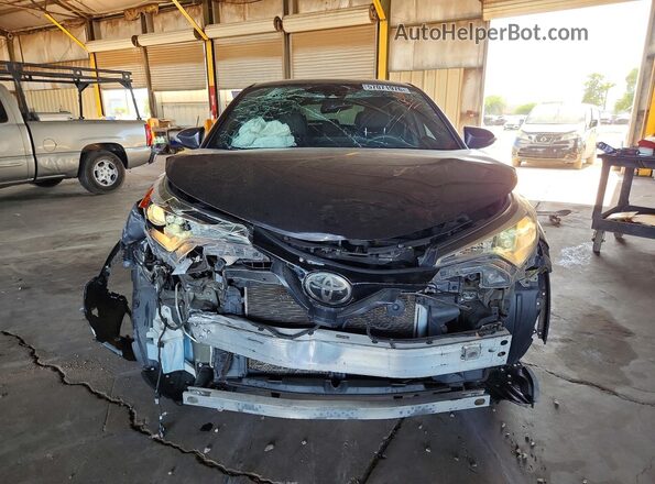 NMTKHMBX0JR034634 2018 TOYOTA C-HR Gray Front view