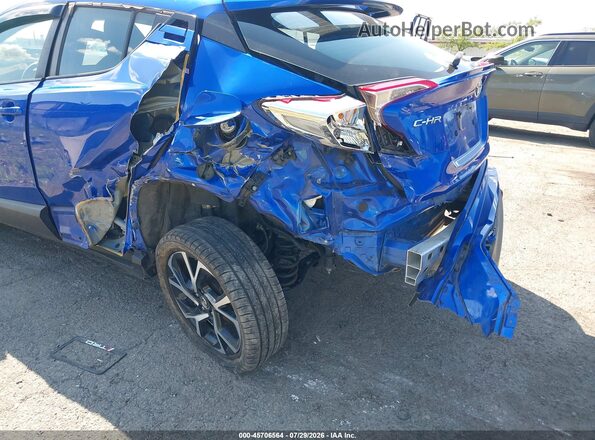 NMTKHMBX0JR035119 2018 TOYOTA C-HR Blue Widok z przodu