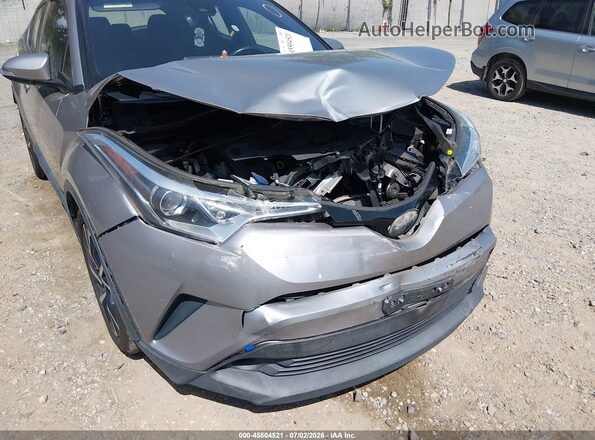 NMTKHMBX2JR005992 2018 TOYOTA C-HR Серебряный Вид спереди