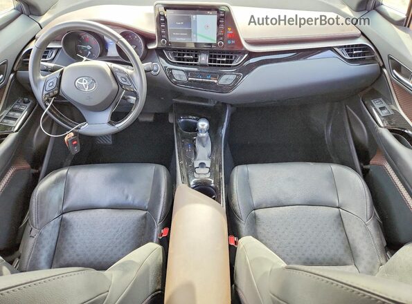 NMTKHMBX2KR100053 2019 TOYOTA C-HR Gray Dashboard view