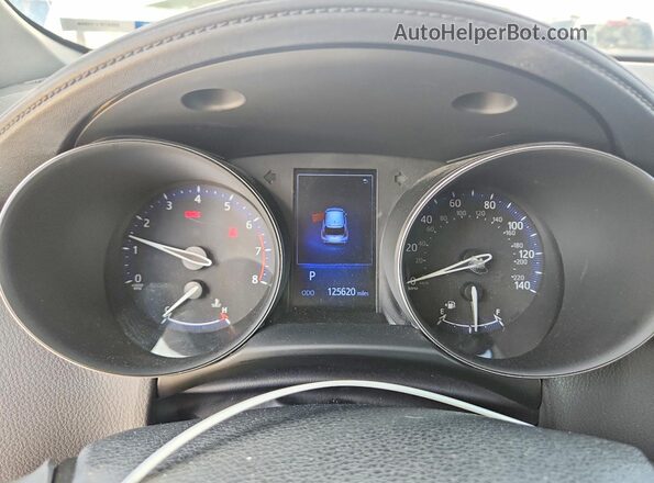 NMTKHMBX3JR028987 2018 TOYOTA C-HR Silver Вид щитка приладів