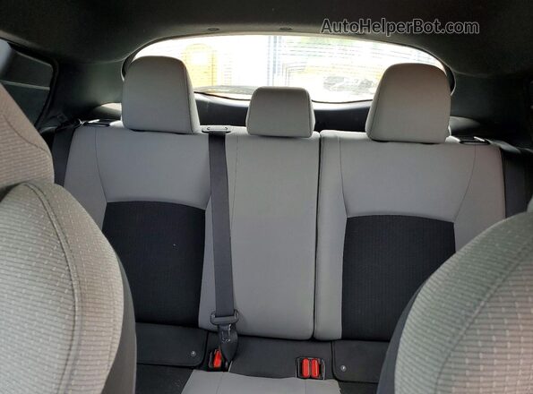 NMTKHMBX3KR092075 2019 TOYOTA C-HR Silver Հետևի նստատեղերի տեսք