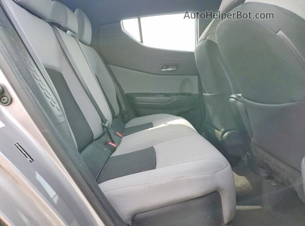 NMTKHMBX3KR092075 2019 TOYOTA C-HR Silver Սալոնի հետևի տեսք