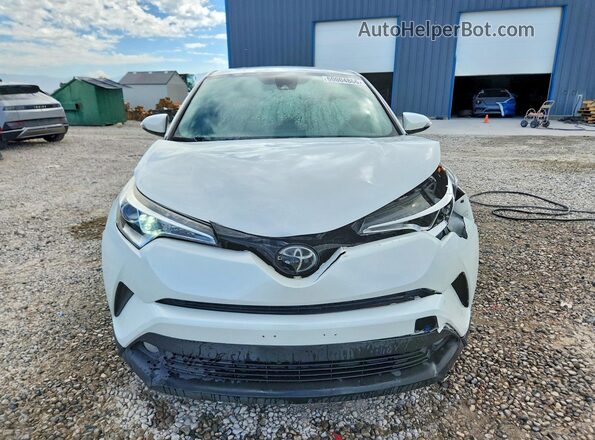NMTKHMBX4JR027671 2018 TOYOTA C-HR White Դիմացի տեսք