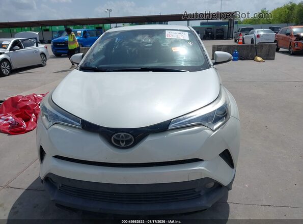 NMTKHMBX4JR049573 2018 TOYOTA C-HR White Вид щитка приладів