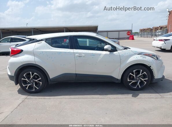 NMTKHMBX4JR049573 2018 TOYOTA C-HR White Вид задньої частини салону