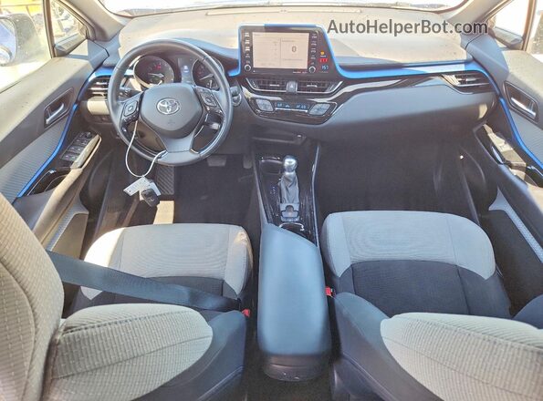 NMTKHMBX4KR080176 2019 TOYOTA C-HR Two Tone Widok deski rozdzielczej