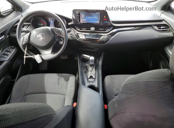 NMTKHMBX5JR029428 2018 TOYOTA C-HR White Вид панелі приладів