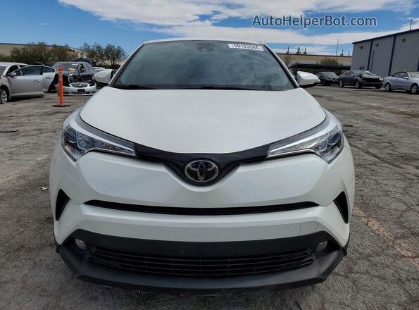 NMTKHMBX5JR029428 2018 TOYOTA C-HR White Вид спереду