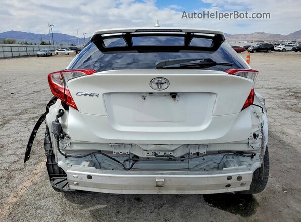 NMTKHMBX5JR029428 2018 TOYOTA C-HR White Вид ззаду