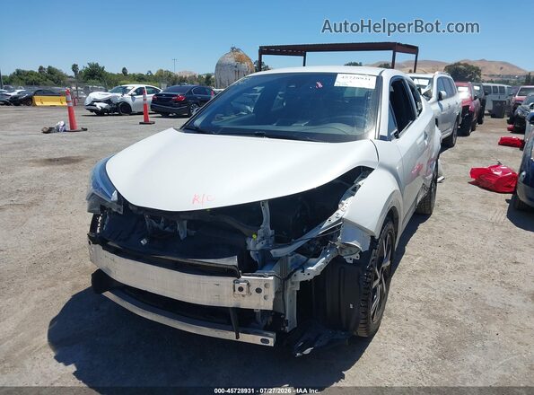 NMTKHMBX5JR036203 2018 TOYOTA C-HR White Вид спереду