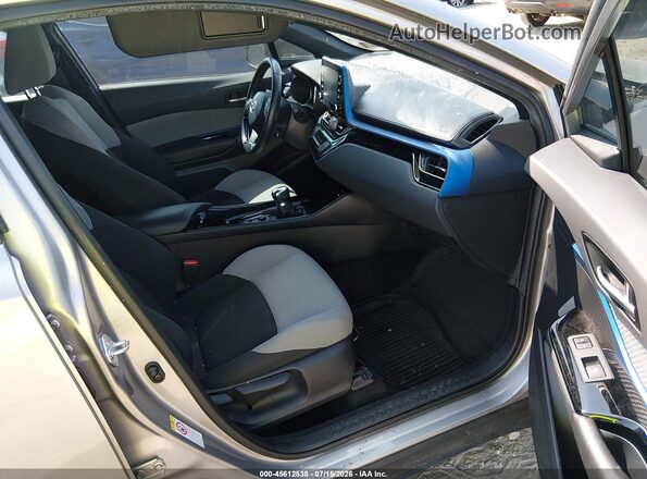 NMTKHMBX5KR085080 2019 TOYOTA C-HR Серебряный Вид салона спереди
