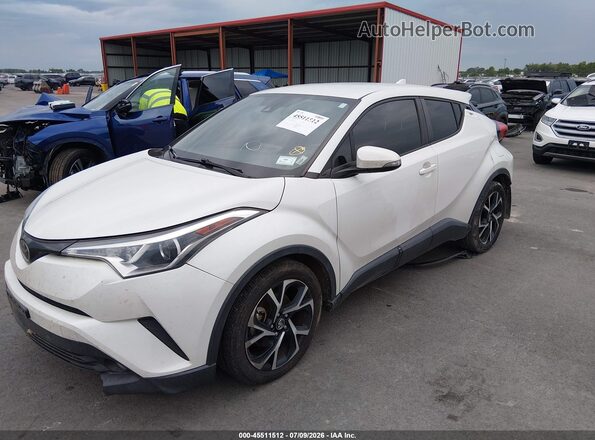 NMTKHMBX6JR006126 2018 TOYOTA C-HR White წინა მარცხენა ხედი სამი მეოთხედიდან