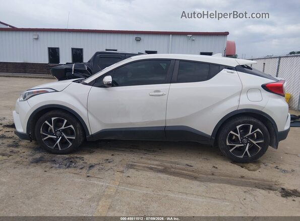 NMTKHMBX6JR006126 2018 TOYOTA C-HR White სალონის 360-გრადუსიანი ხედი