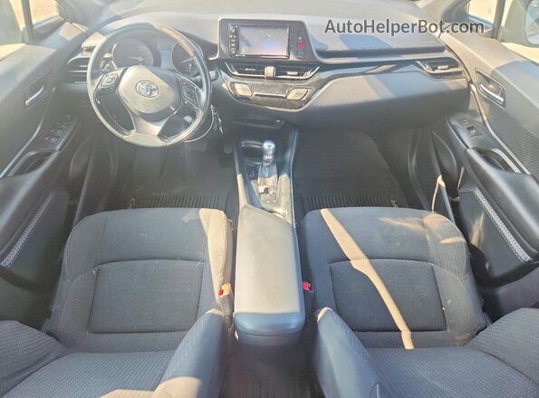 NMTKHMBX7JR023680 2018 TOYOTA C-HR Silver Առջևի վահանակի տեսք