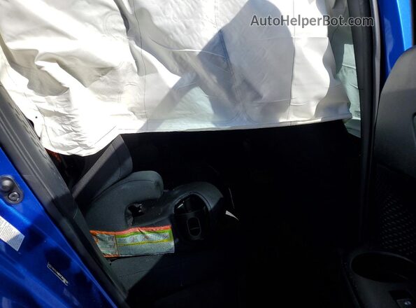 NMTKHMBX7JR038700 2018 TOYOTA C-HR Blue უკანა სალონის ხედი