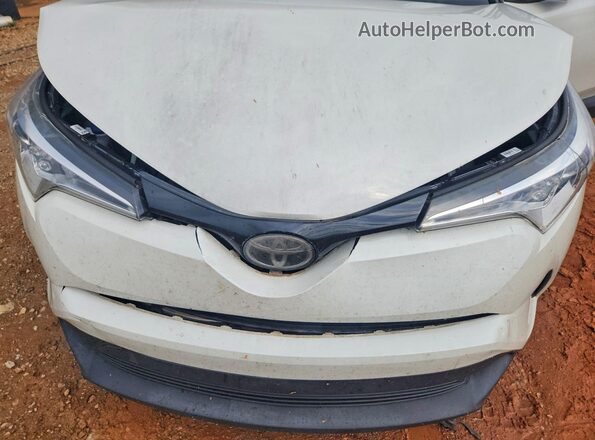 NMTKHMBX7KR070550 2019 TOYOTA C-HR White Widok komory silnika