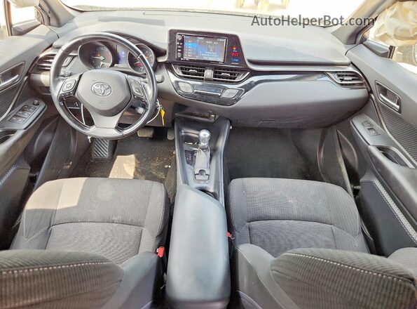 NMTKHMBX8JR008816 2018 TOYOTA C-HR Черный Вид панели приборов