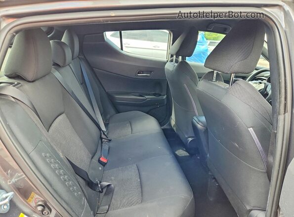 NMTKHMBX8JR038172 2018 TOYOTA C-HR Gray Vista interior trasera