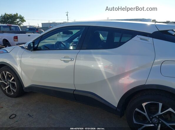 NMTKHMBX8JR053898 2018 TOYOTA C-HR White Widok wnętrza 360 stopni