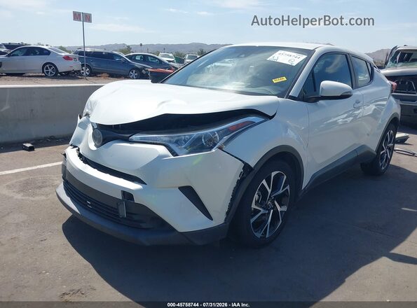 NMTKHMBX9JR009764 2018 TOYOTA C-HR Белый Передняя левая четверть