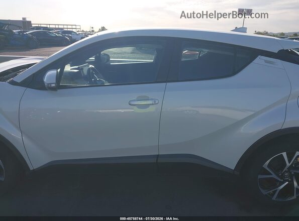 NMTKHMBX9JR009764 2018 TOYOTA C-HR Белый Панорамный вид салона 360°
