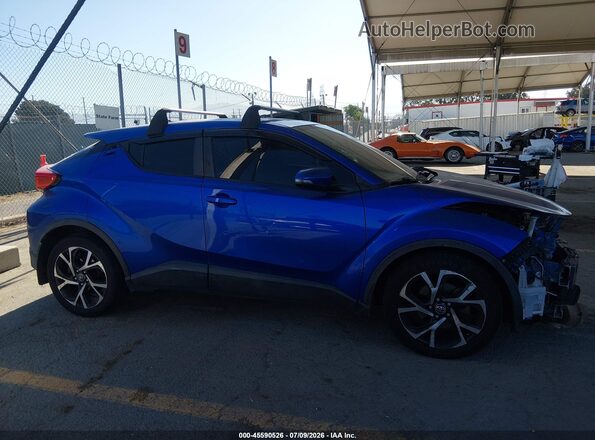 NMTKHMBX9JR021297 2018 TOYOTA C-HR Blue Widok wnętrza 360 stopni