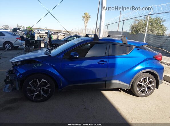 NMTKHMBX9JR021297 2018 TOYOTA C-HR Blue 