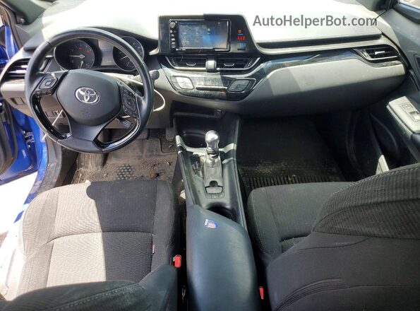 NMTKHMBX9JR048015 2018 TOYOTA C-HR Blue წინა პანელის ხედი