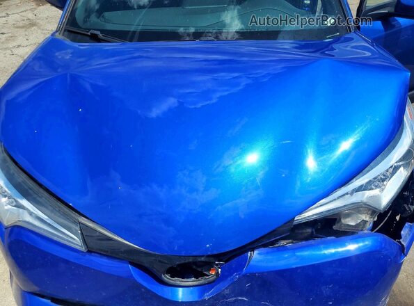 NMTKHMBX9JR048015 2018 TOYOTA C-HR Blue ძრავის განყოფილების ხედი