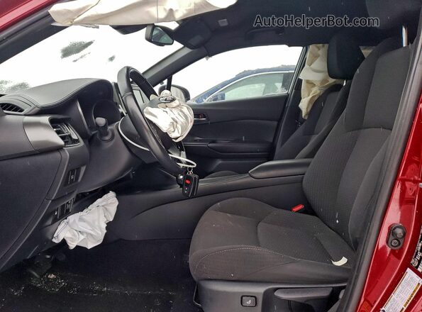 NMTKHMBXXJR059654 2018 TOYOTA C-HR Красный Вид салона спереди