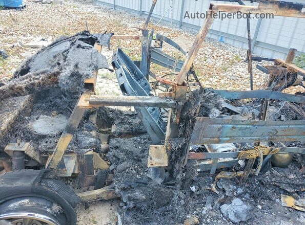 R4805 1934 FORD COUPE Burn Вид задніх сидінь