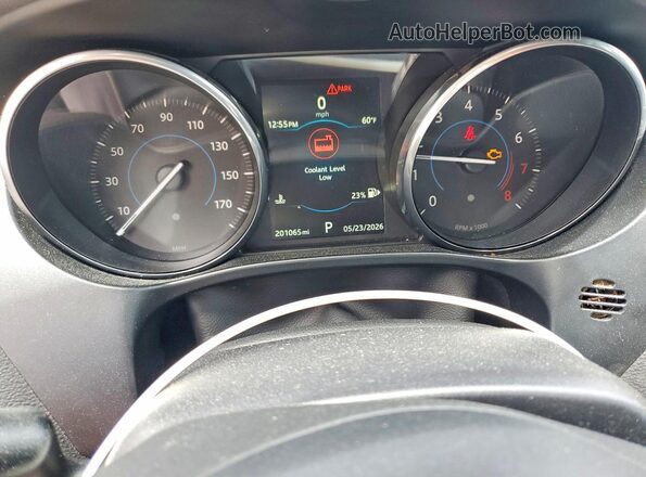 SADCJ2BV7HA050368 2017 JAGUAR F-PACE Black Widok zestawu wskaźników