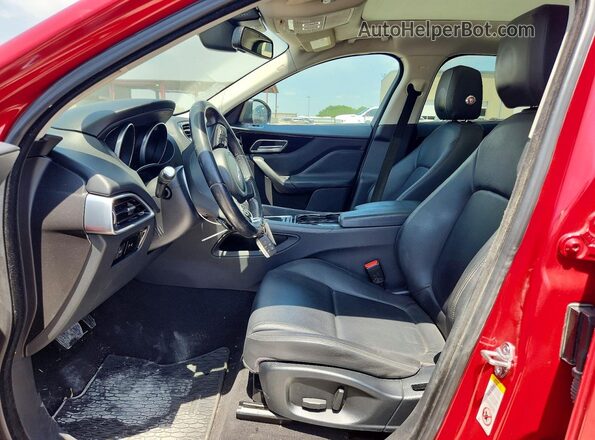 SADCJ2BV7HA886911 2017 JAGUAR F-PACE Red წინა სალონის ხედი