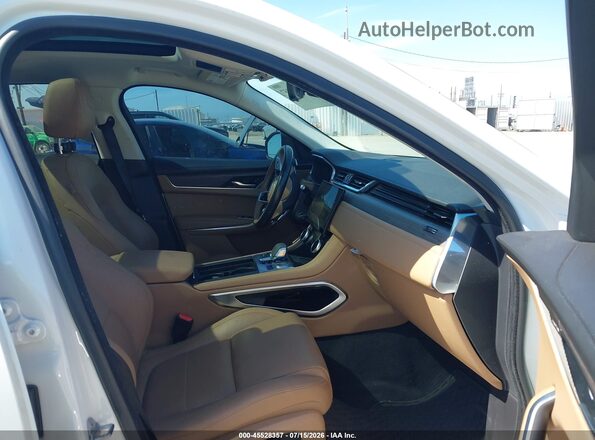 SADCJ2EXXPA713248 2023 JAGUAR F-PACE White Widok wnętrza z przodu