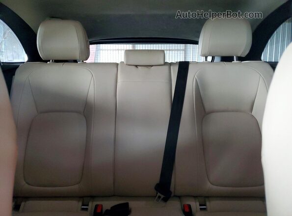 SADCJ2FX0LA621476 2020 JAGUAR F-PACE White Widok tylnych siedzeń