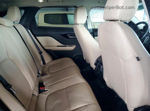 SADCJ2FX0LA621476 2020 JAGUAR F-PACE White Widok wnętrza z tyłu