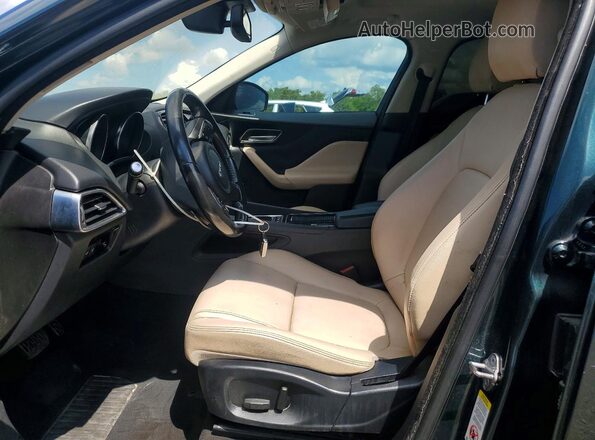 SADCJ2FX2JA320236 2018 JAGUAR F-PACE Зеленый Вид салона спереди
