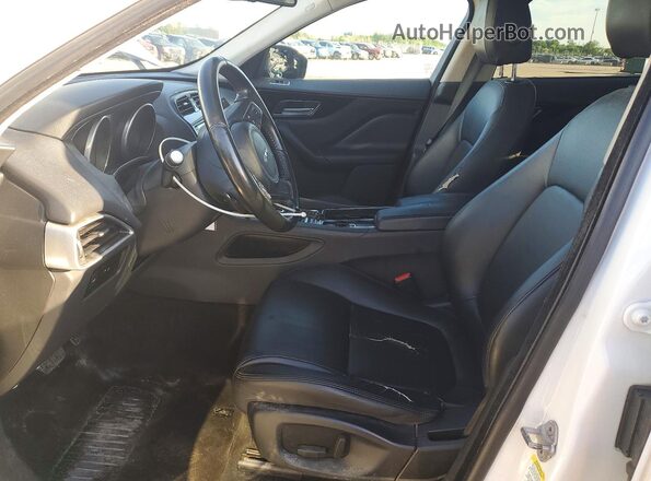 SADCJ2FX3JA248835 2018 JAGUAR F-PACE White Widok wnętrza z przodu