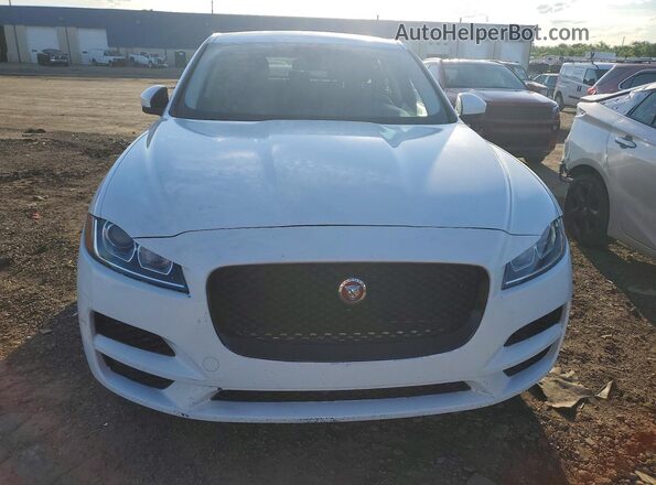 SADCJ2FX3JA248835 2018 JAGUAR F-PACE White Widok z przodu