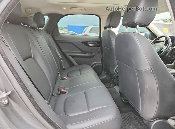 SADCJ2FX5JA281139 2018 JAGUAR F-PACE White Widok wnętrza z tyłu
