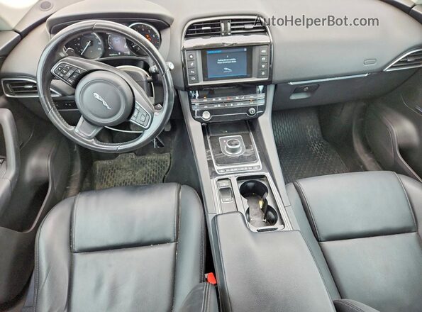 SADCJ2FX5JA281139 2018 JAGUAR F-PACE White Widok deski rozdzielczej